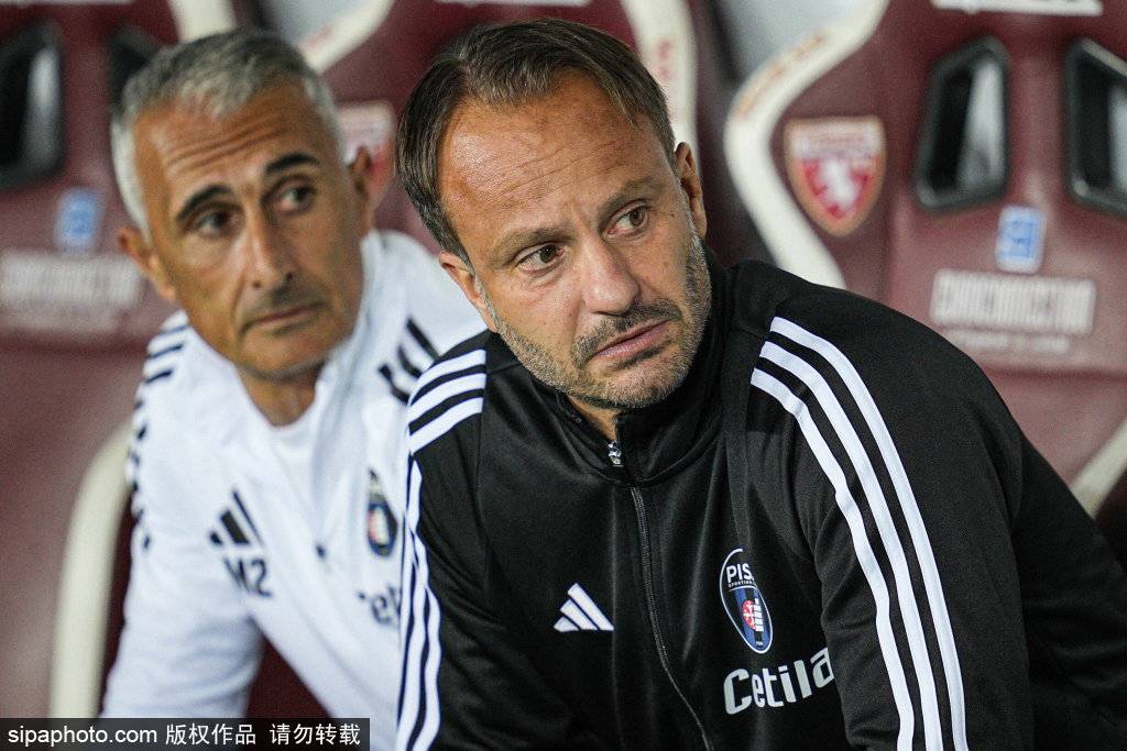 意甲各队主帅年薪排行：孔蒂800万欧居首，阿莱格里500万欧次之